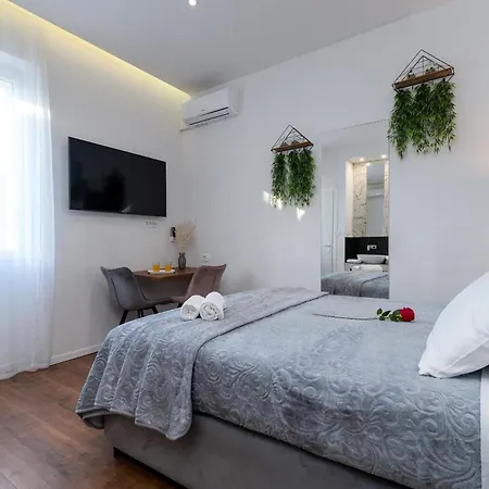 Гостевой дом Antares Luxury 1